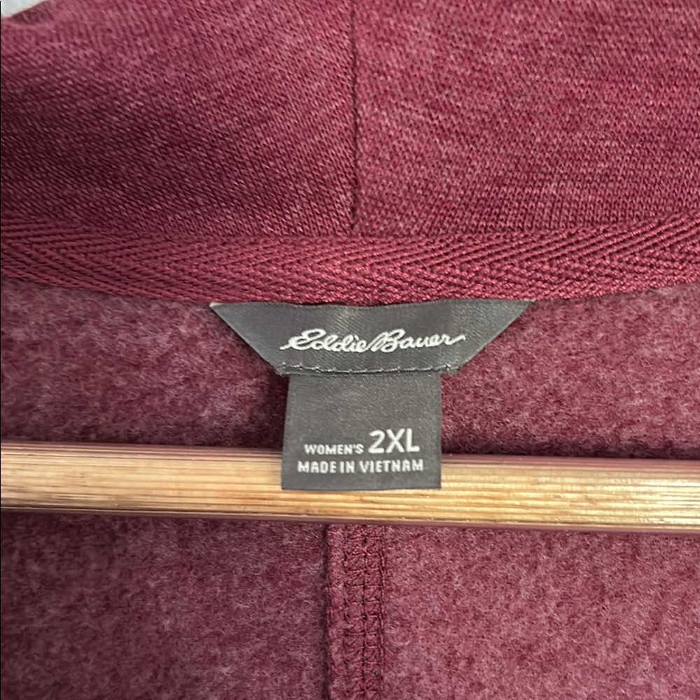 Red Open-Front Cardigan with Soft Texture - Picture 2 of 3